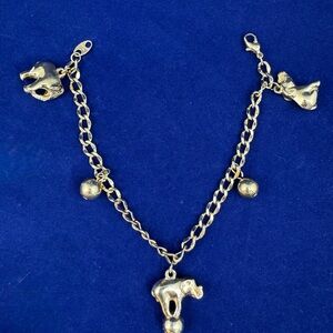 Vintage Avon Gold Tone Elephant Circus Charm Bracelet - 8" Signed
